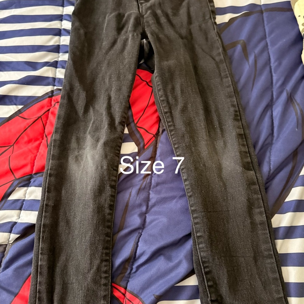 Black Skinny Jeans - Size 7
